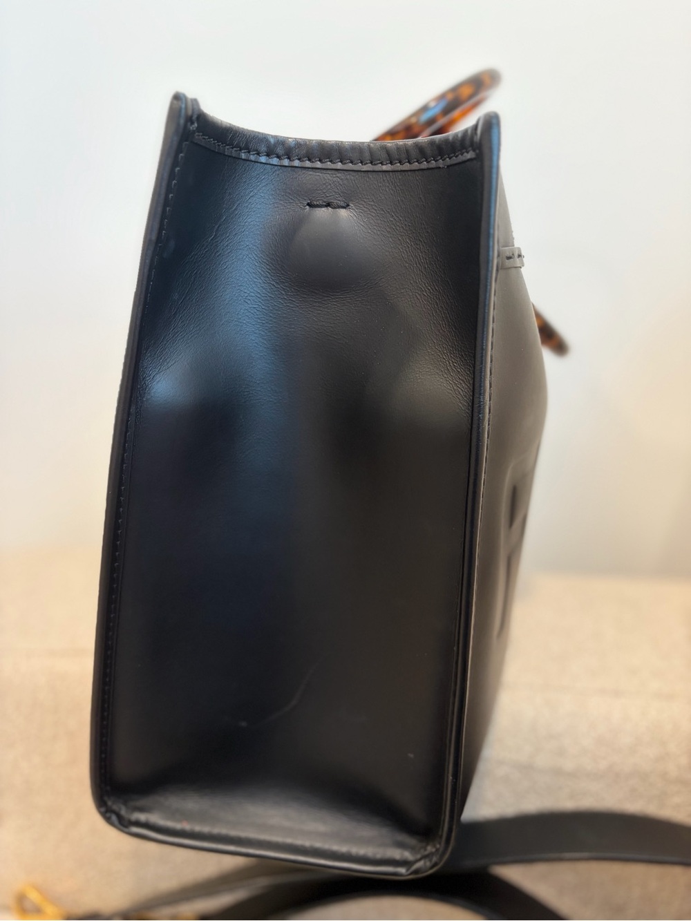 Medium Fendi Sunshine Tote with Tortoiseshell Handles Black Leather - Picture 3 of 14